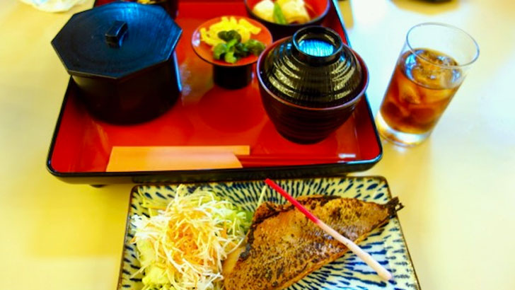 楠公レストハウス 本日の焼き魚